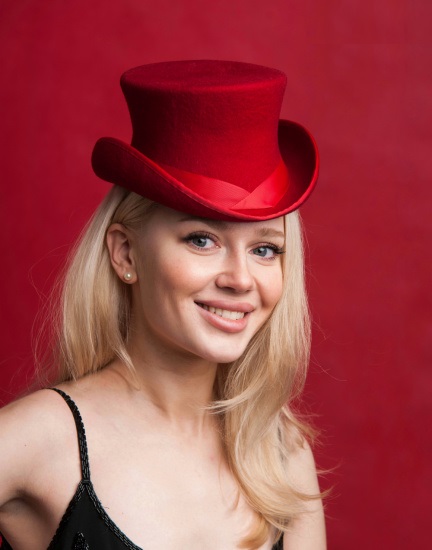 Красный цилиндр купить шляпу