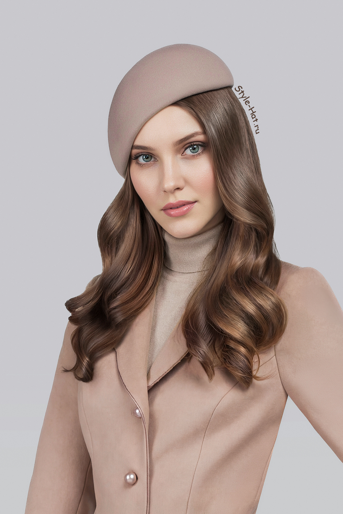 Бежевый берет Стильный фетровый женский берет