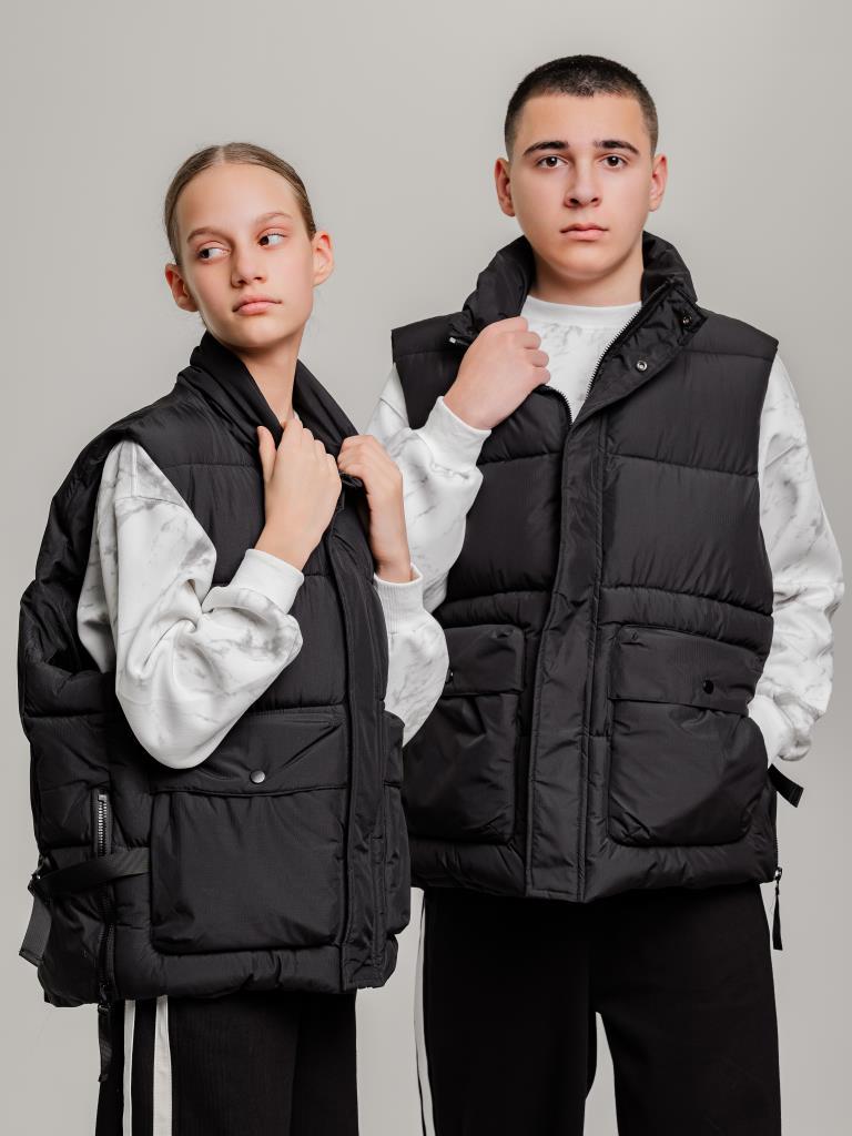 Жилет Супрунов -черный