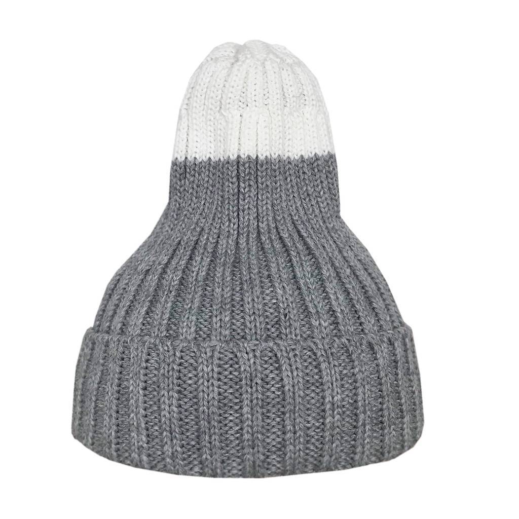 Шапка утеплённая тёмно-серая/молочно-белый