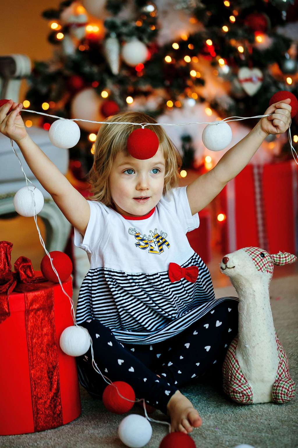 Тайская гирлянда "Красное и белое"