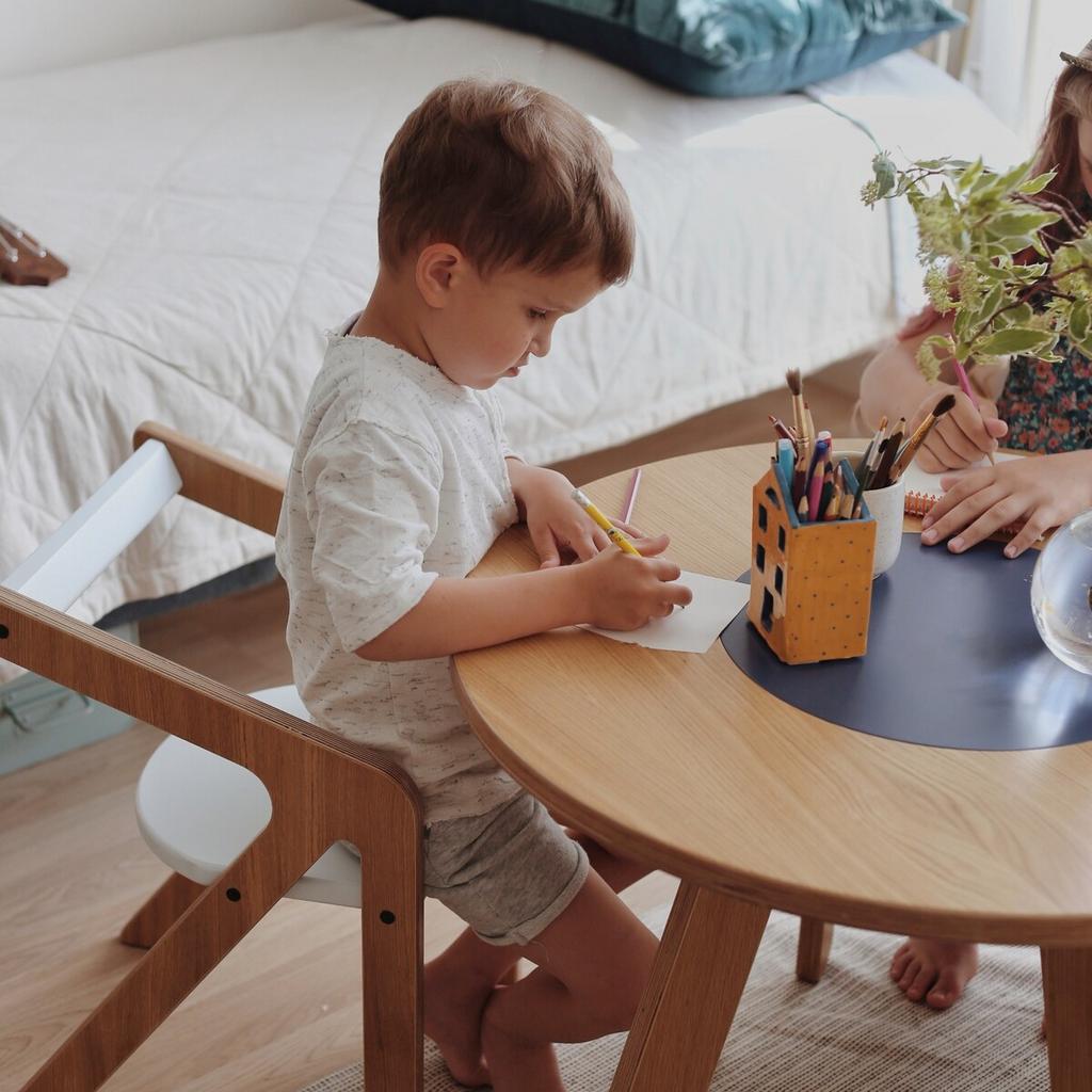 Стол Mobius Круглый двухцветный со шпоном