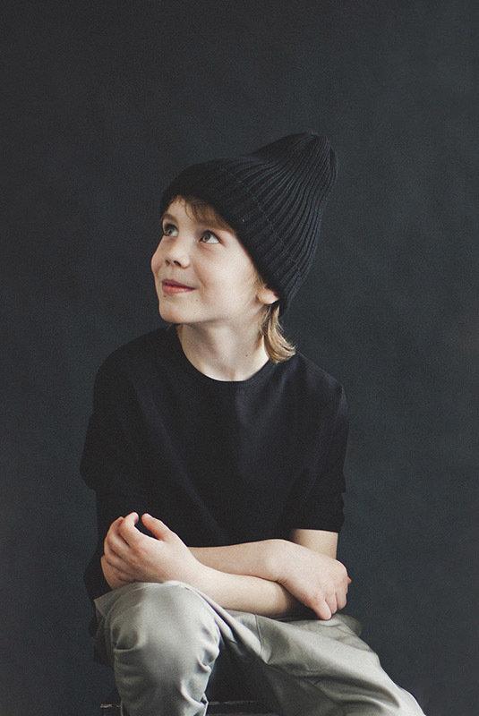 Шапка черная