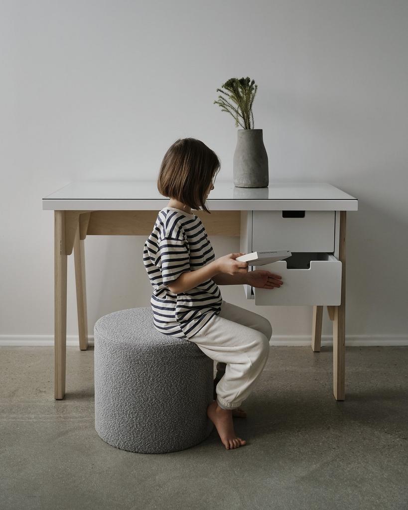 Письменный стол Kit mini со стеклом