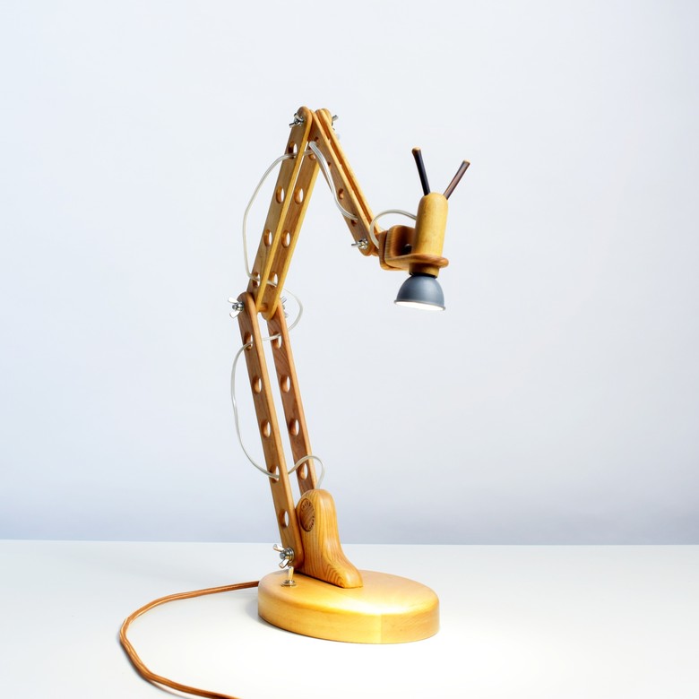 Настольный светильник-трансформер GIRAFFIK