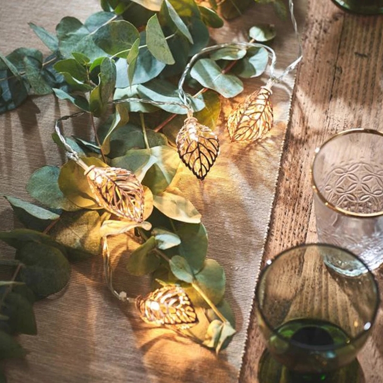 Гирлянда "Золотой лист", 4 метра