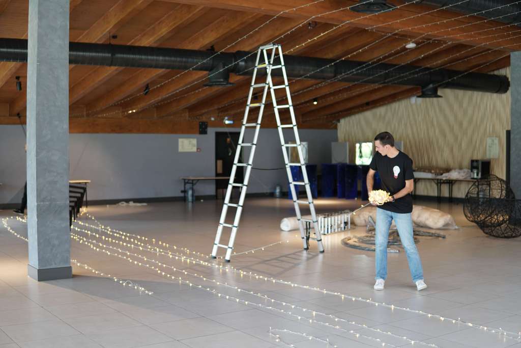 Установка гирлянд на постоянную основу