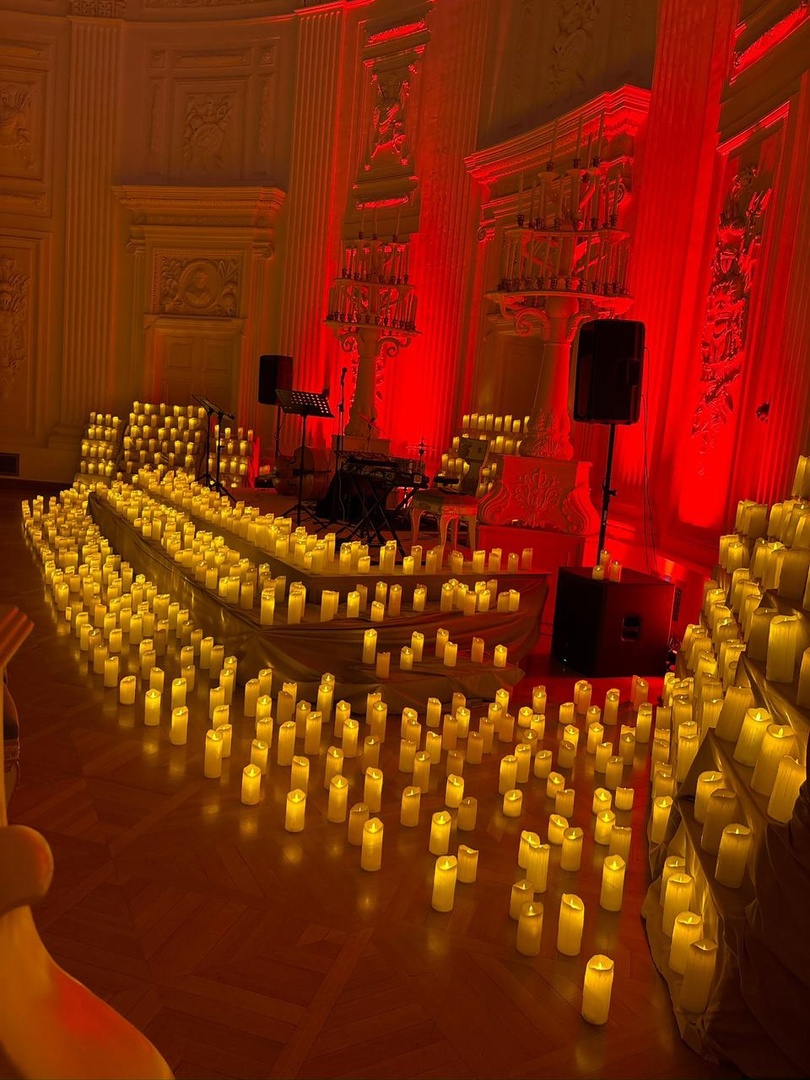 Светодиодные свечи 300 шт