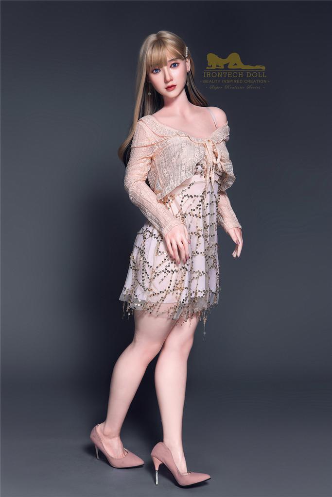 Реалистичная силиконовая секс кукла irontech doll 152 см - Candy