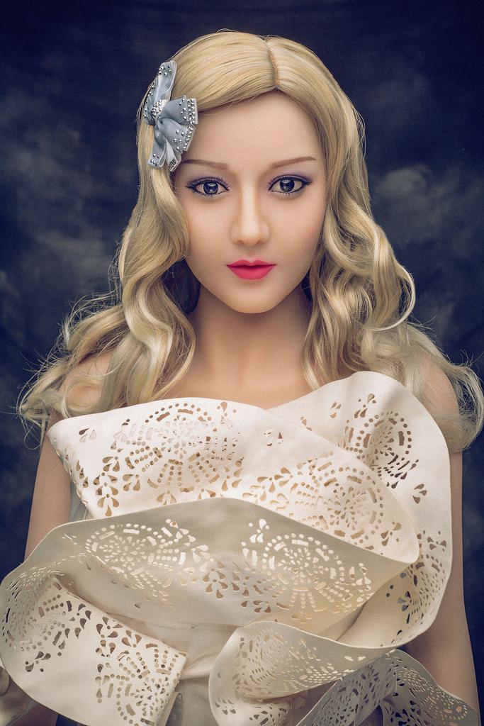 Реалистичная секс кукла Climax doll из ТПЕ 158 см - Esther