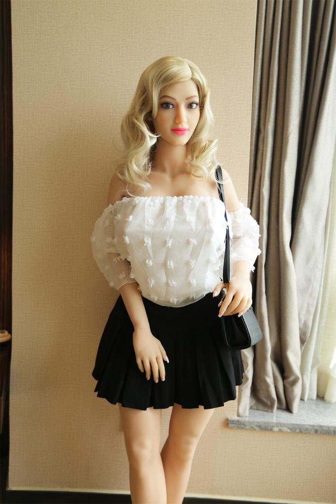 Реалистичная секс кукла Climax doll из ТПЕ 160 см - Josie