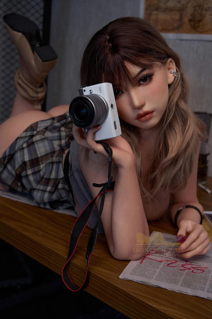 Реалистичная силиконовая / ТПЕ секс кукла  irontech doll 162 см - Designer suki