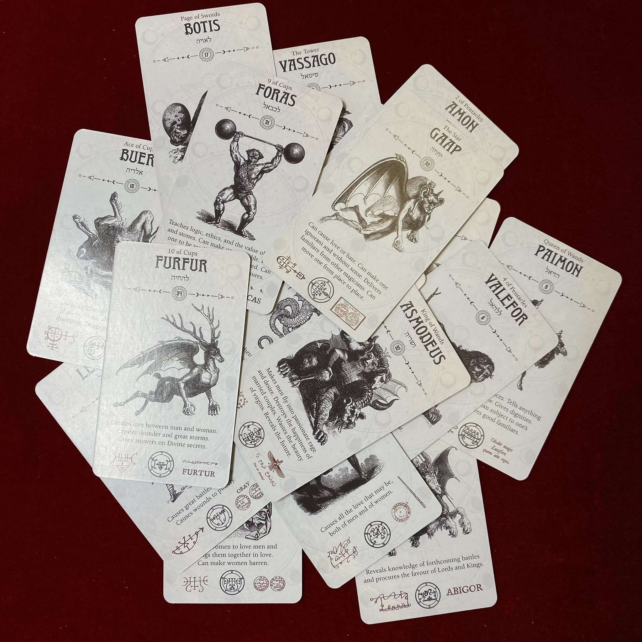Оккультное Таро  (Occult Tarot) + инструкция PDF на английском