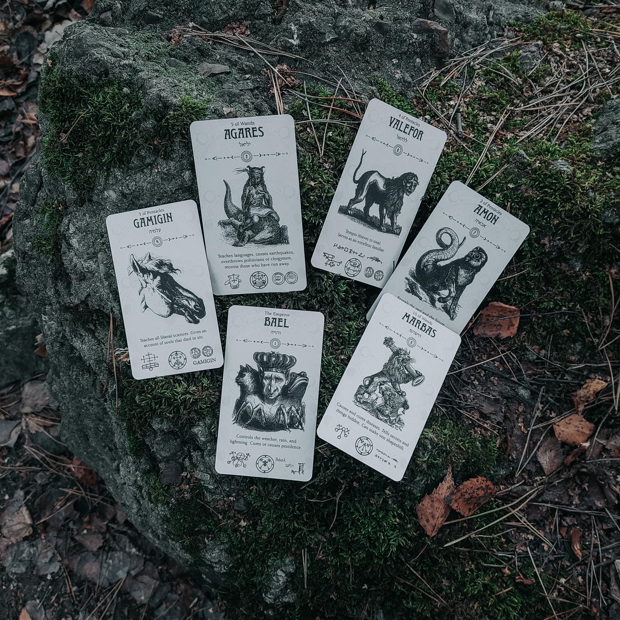 Оккультное Таро  (Occult Tarot) + инструкция PDF на английском
