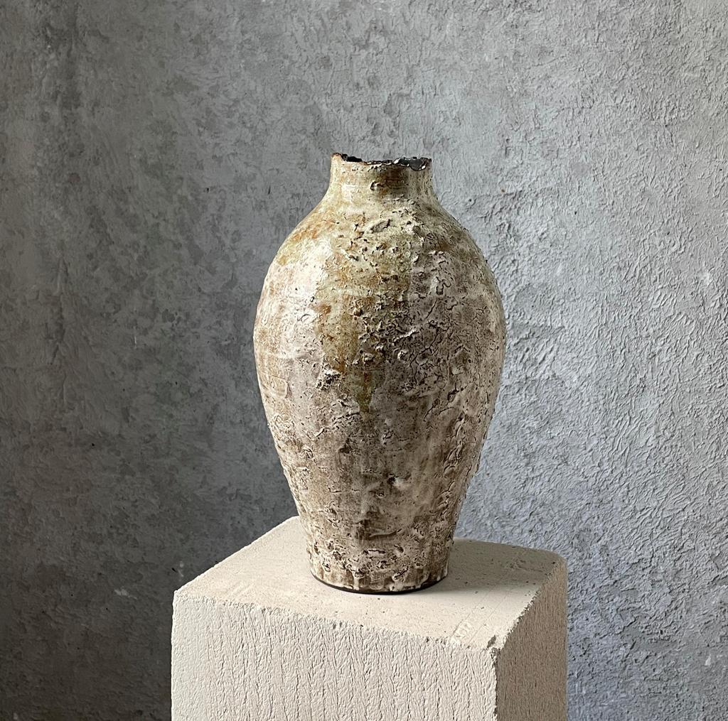 Керамическая ваза