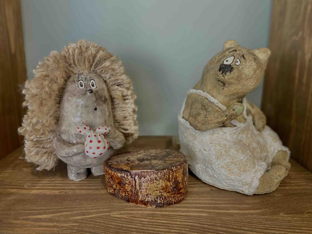 Скульптуры Ежик и Медведь