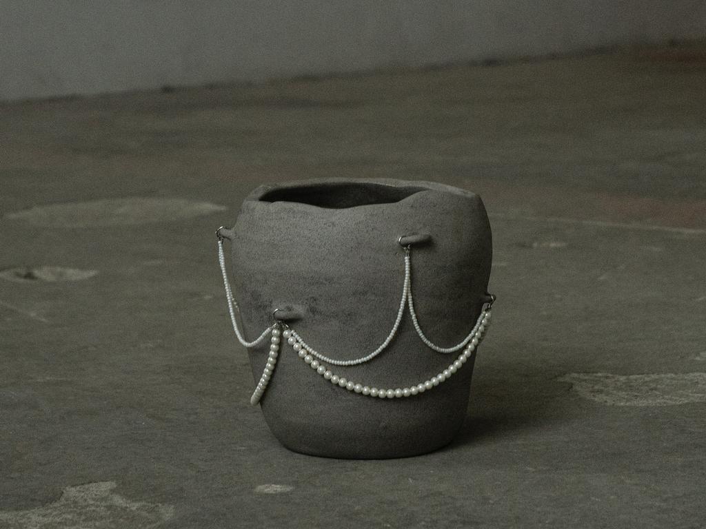Ваза Бетон и жемчуг
