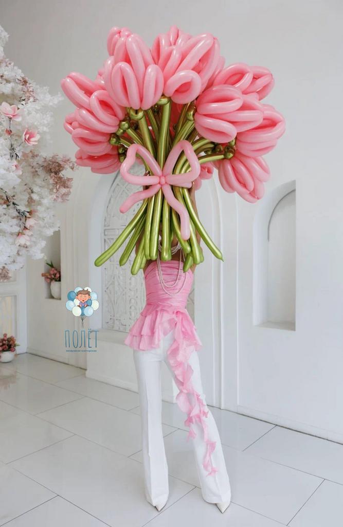 Букет гигантских тюльпанов