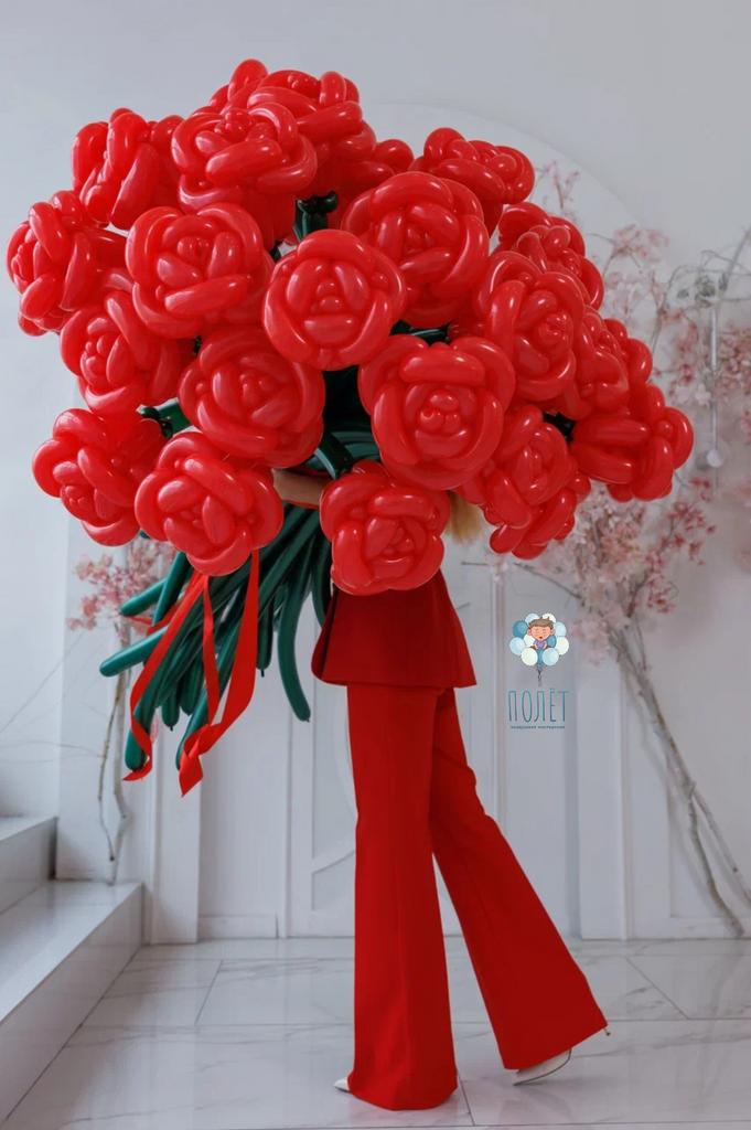 Букет пионовидных роз