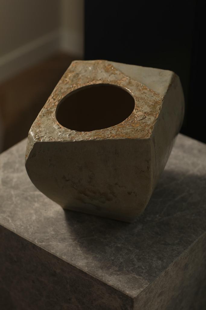 Ваза-кашпо ИЗ ВОДЫ