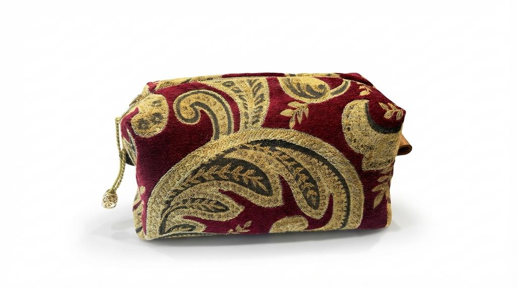 Косметичка с орнаментом