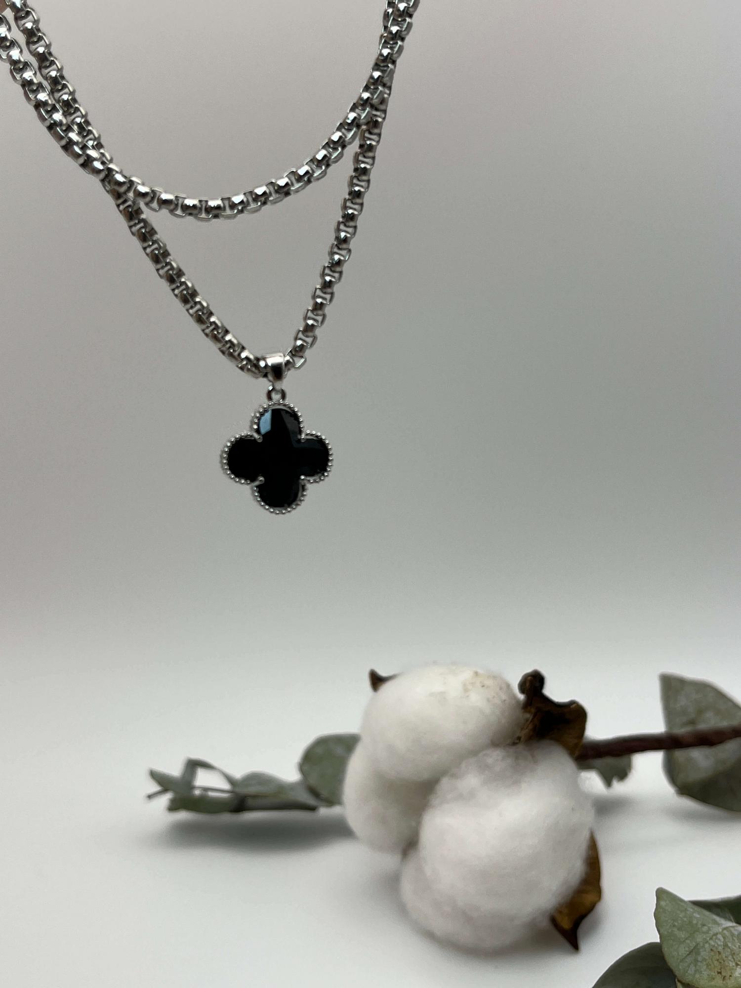 Колье-трансформер «Ночной Клевер»