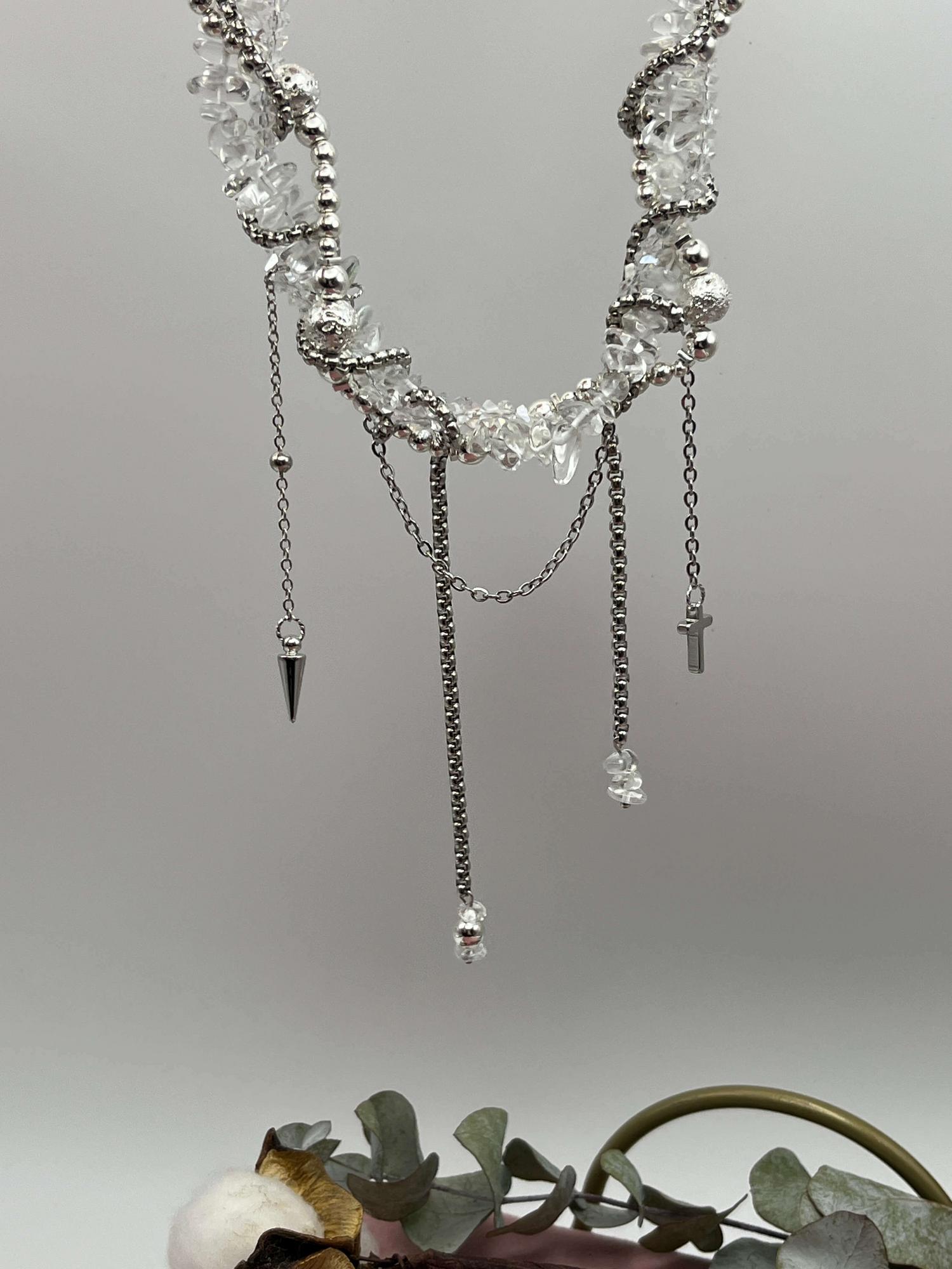 Многослойный чокер «Готический шик»