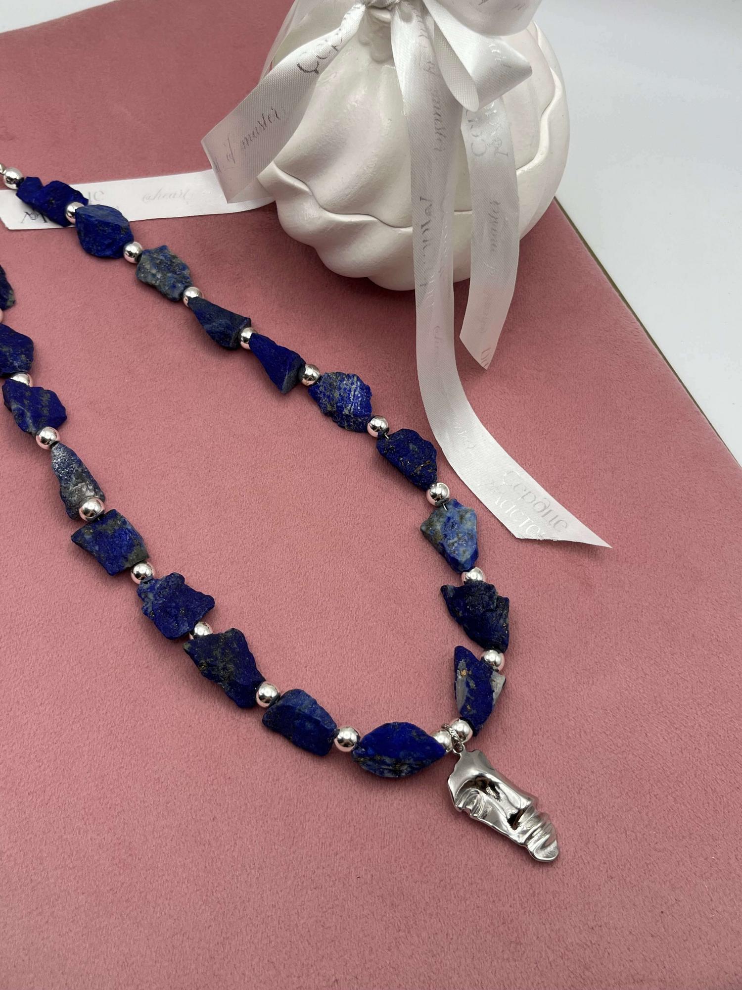 Чокер «Космос внутри»