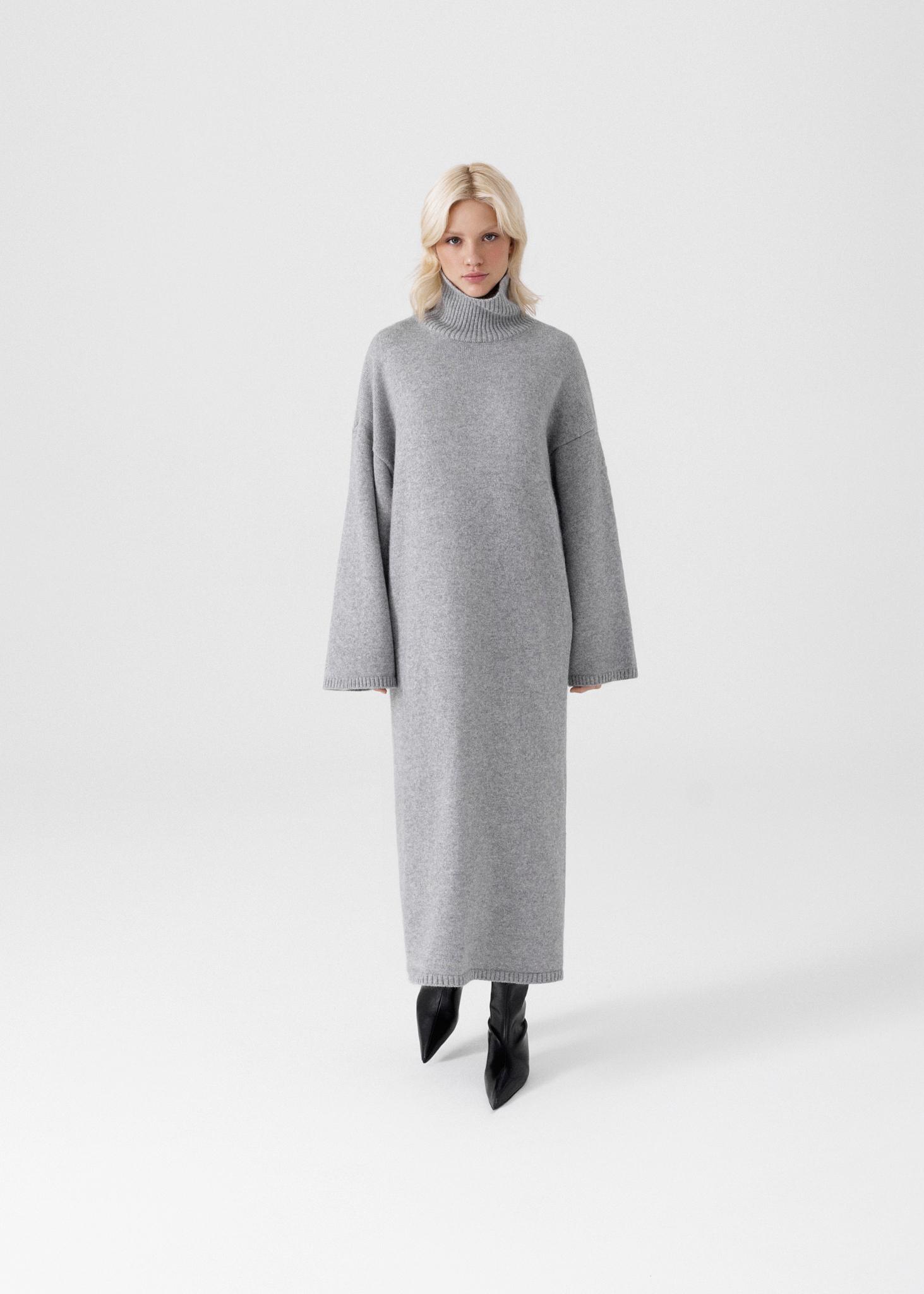 【THE MOZZ】[Premium] Cashmere Whole Garment V-Neck Long OP Women's Oversized Collar V-Neck - Black – People's Republic