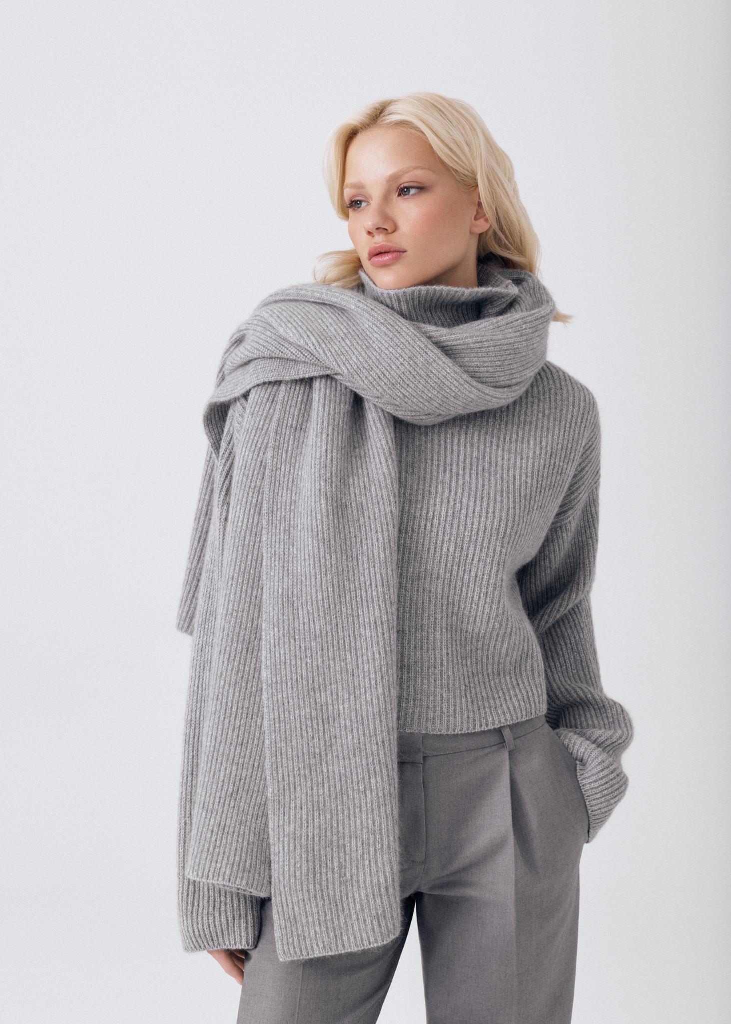 All > 100% premium cashmere maxi scarf Buy from e-shop