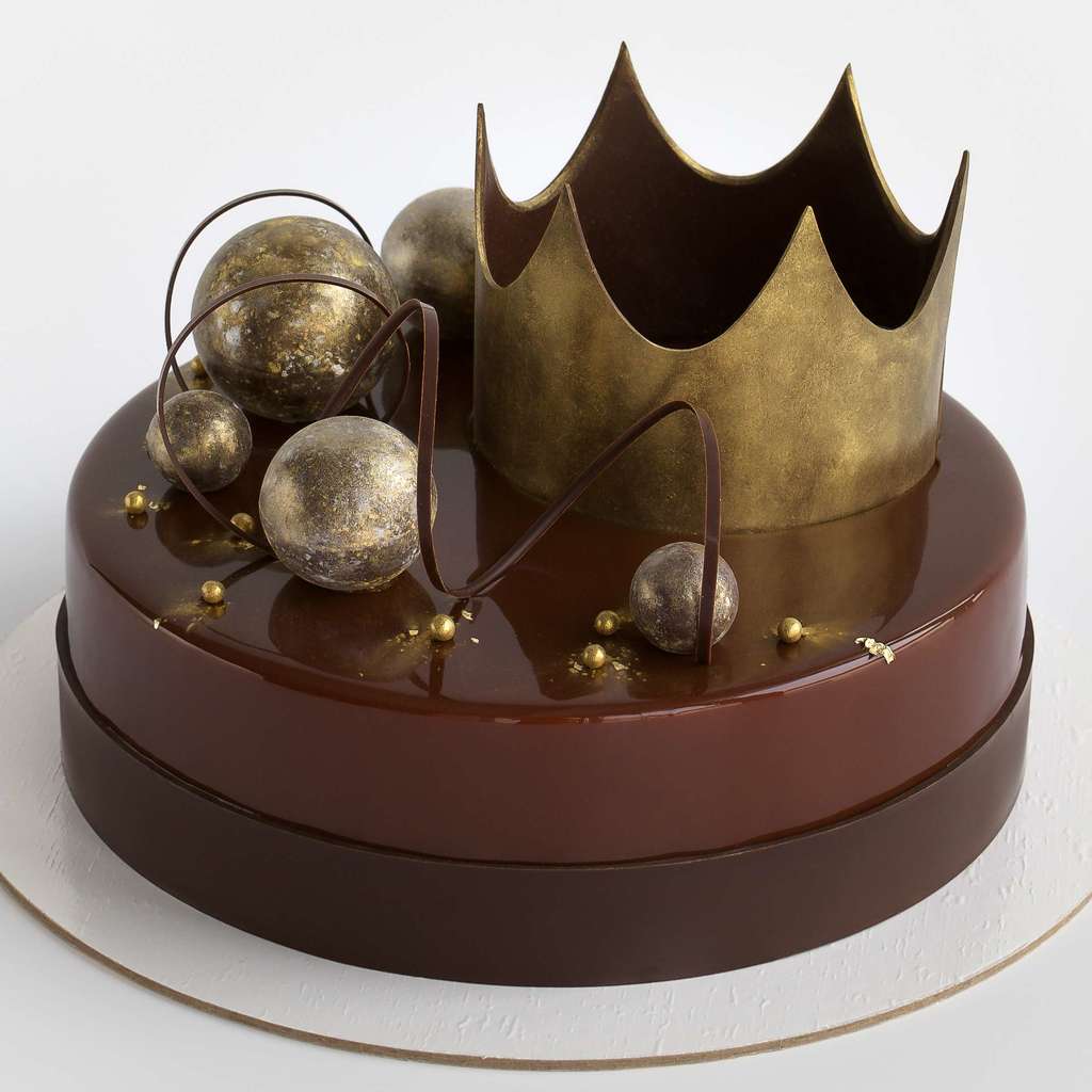 Корона с шарами