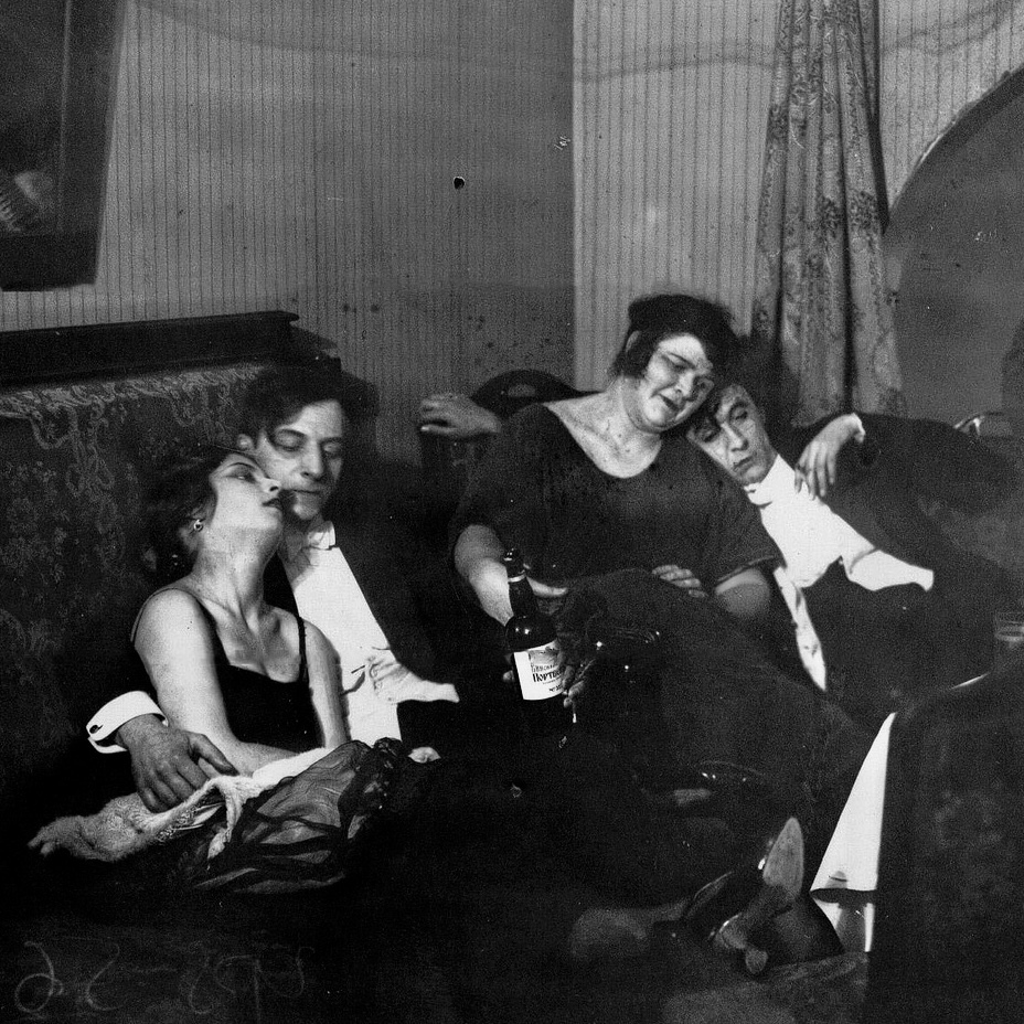 ЗАКАТ ИМПЕРИИ. СТРАХ И ОТВРАЩЕНИЕ В РОССИЙСКОЙ ИМПЕРИИ 12/01/22