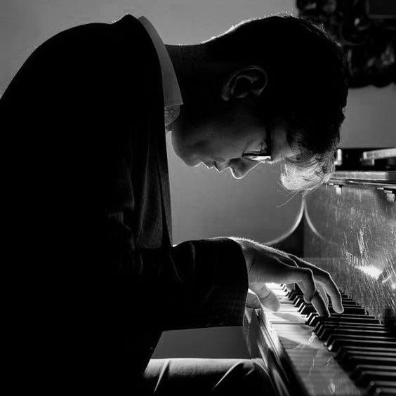 ОБНИМАЯ ЗВУКОМ. ИСТОРИЯ ФОРТЕПИАННОГО КОНЦЕРТА 19/07/23