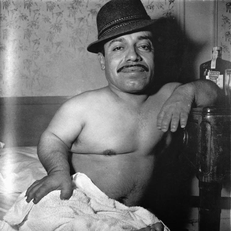 КАМЕРА ОБСКУРА. ВЕЛИКИЕ ЖЕНЩИНЫ-ФОТОГРАФЫ: ДЖУЛИЯ КАМЕРОН И ДИАНА АРБУС. ОТ ВИКТОРИАНСКОГО РОМАНТИЗМА ДО ОБАЯНИЯ ФРИКОВ 18/10/23