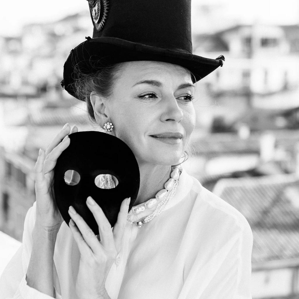 ДЕКАБРЬСКИЕ ЧТЕНИЯ С ЛЮБОВЬЮ ТОЛКАЛИНОЙ. ПОСВЯЩЕНИЕ ВЕНЕЦИИ 23/12/25