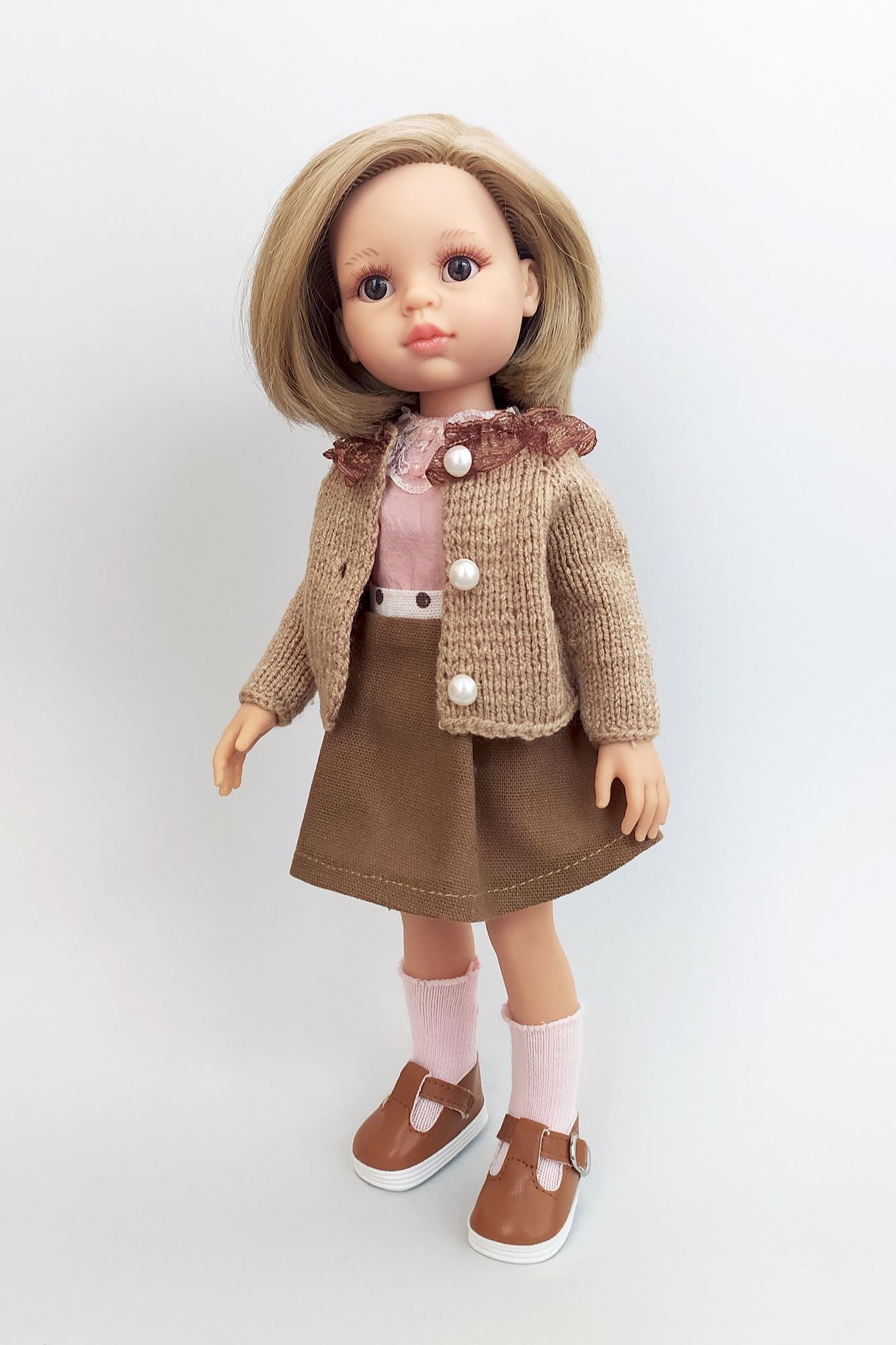 Кукла Карла с Каре в вязаной кофте