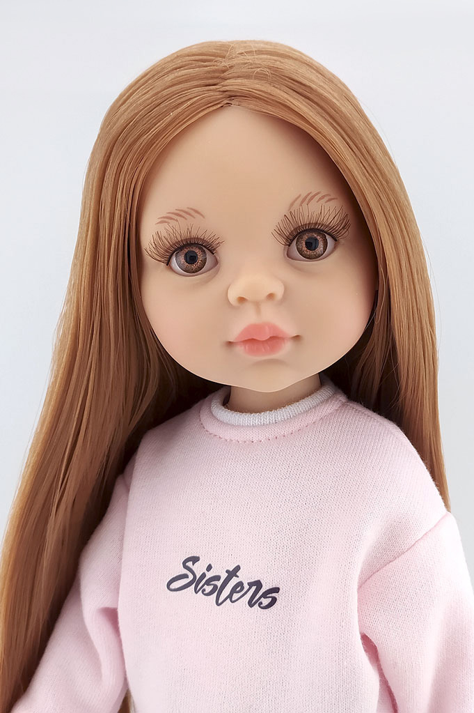 Кукла Кристи 13231 в фирменном свитшоте