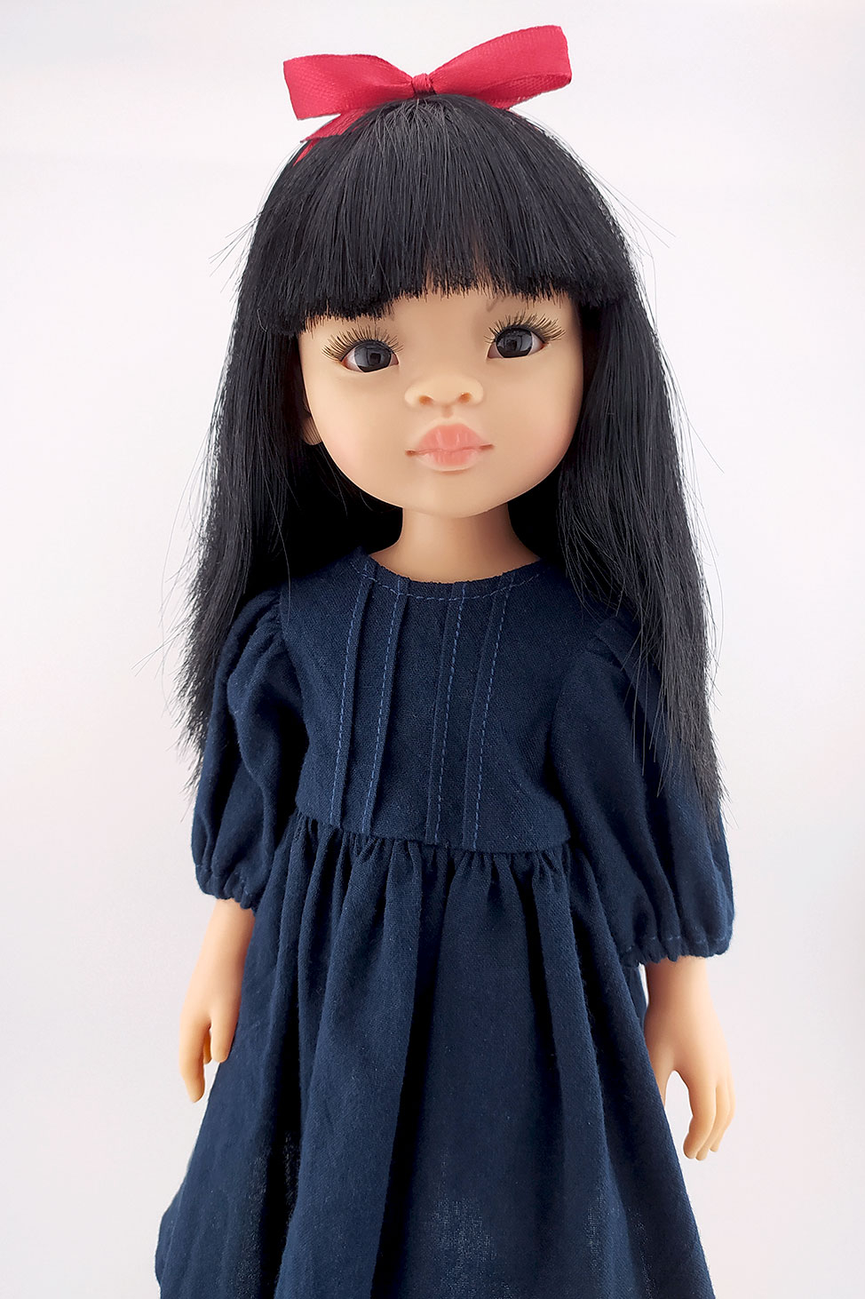 Кукла Лиу 14789 в платье