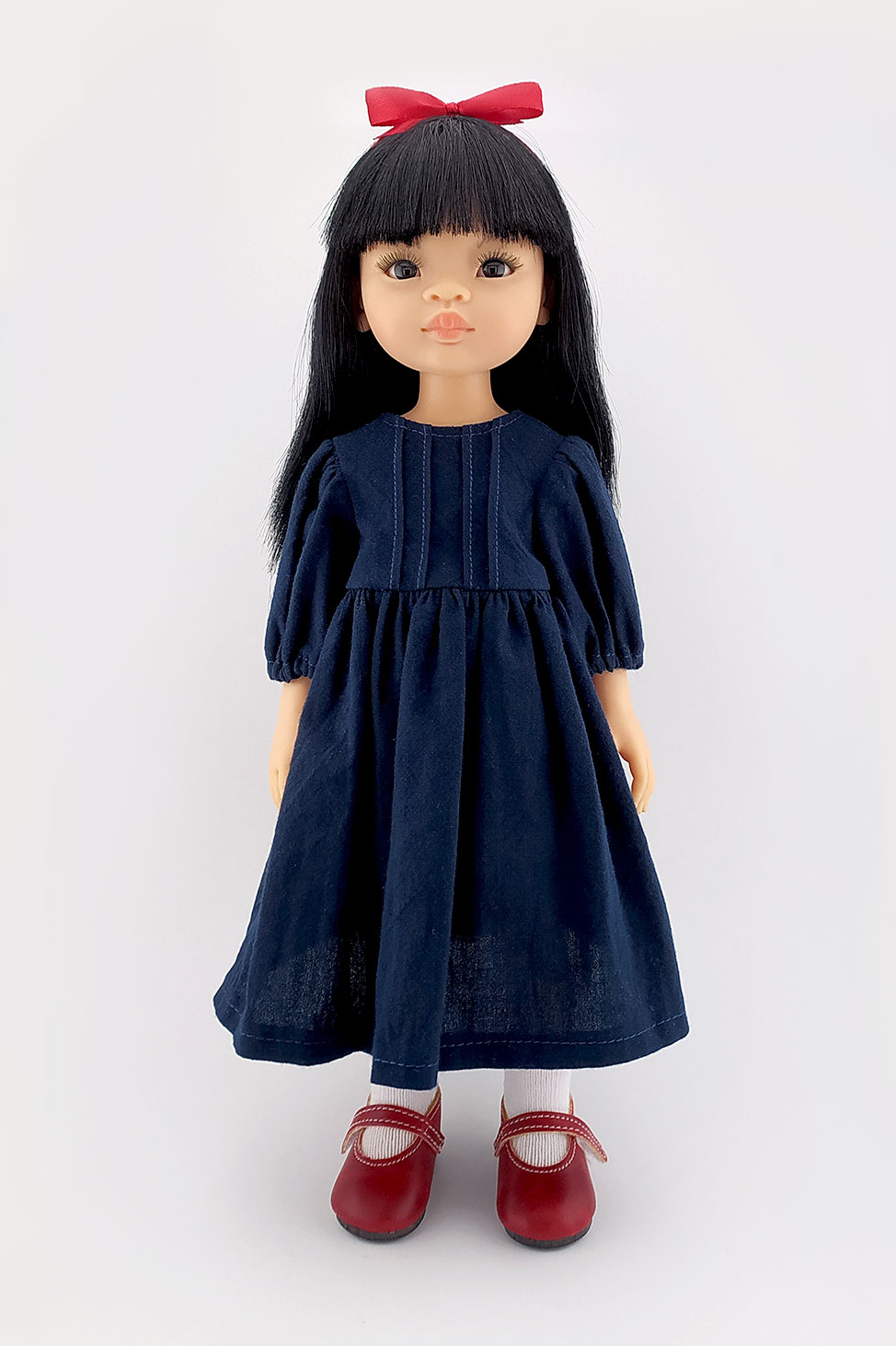 Кукла Лиу 14789 в платье