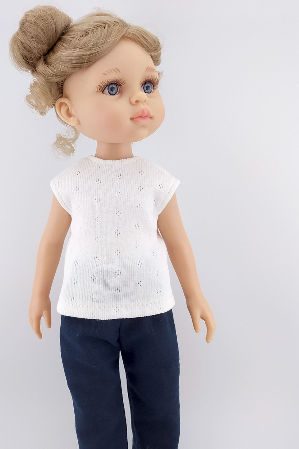 футболка для куклы Paola Reina белая