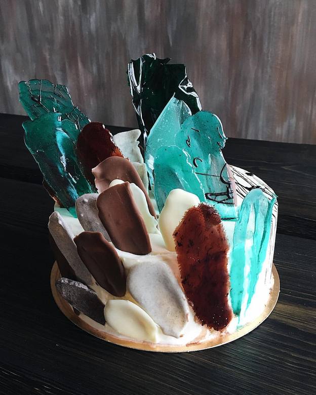 Оформление "С перьями"