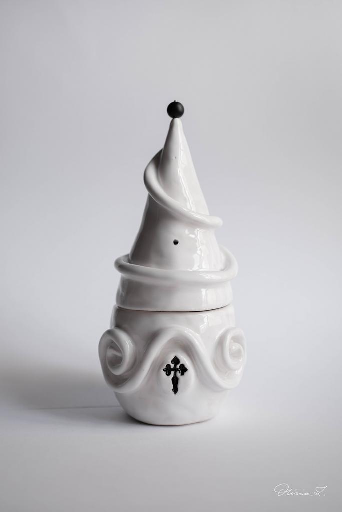 Керамическая шкатулка