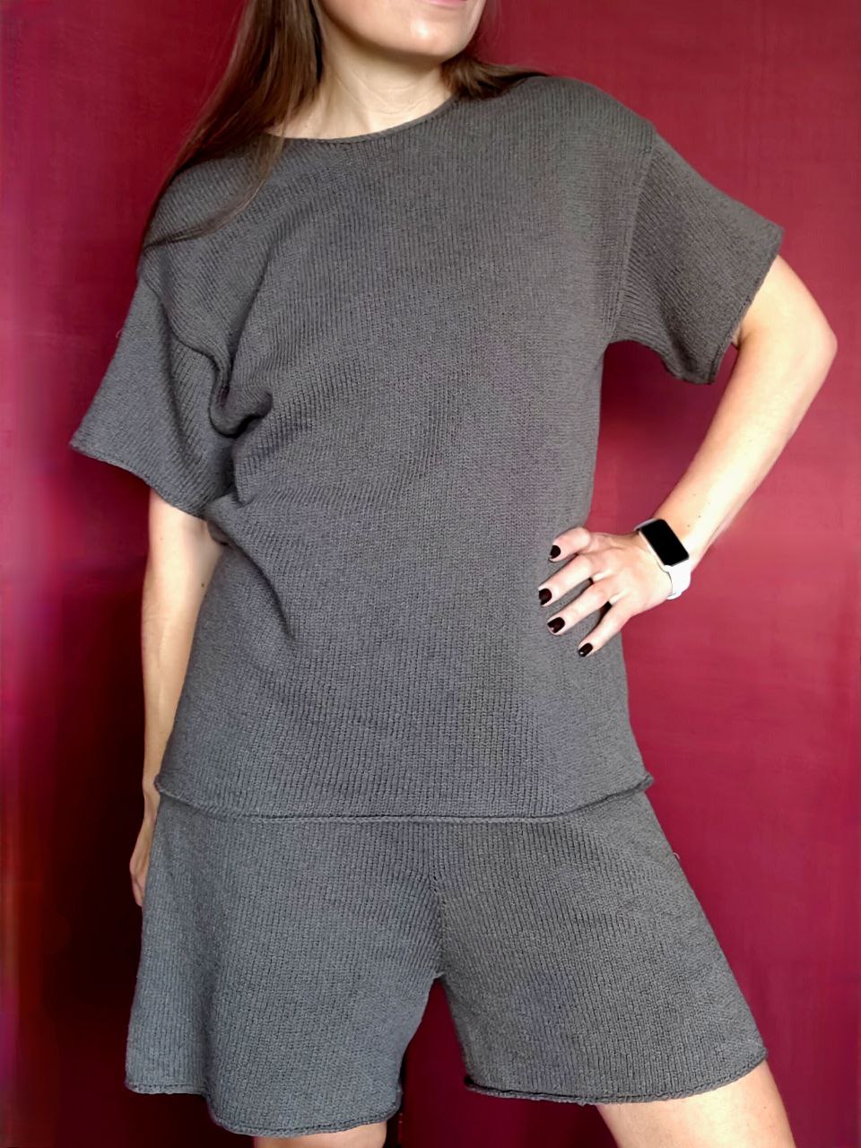 Костюм: футболка и шорты База