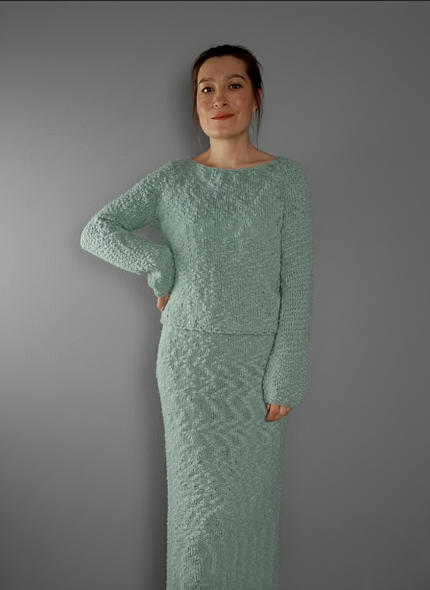 Костюм Фламе: джемпер и юбка