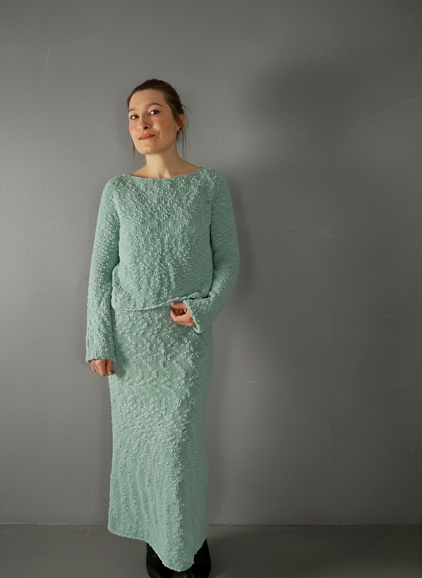 Костюм Фламе: джемпер и юбка