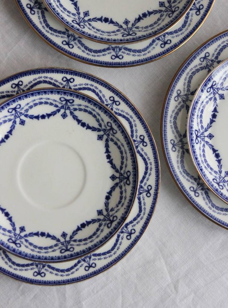 Антикварные тарелки Wedgwood