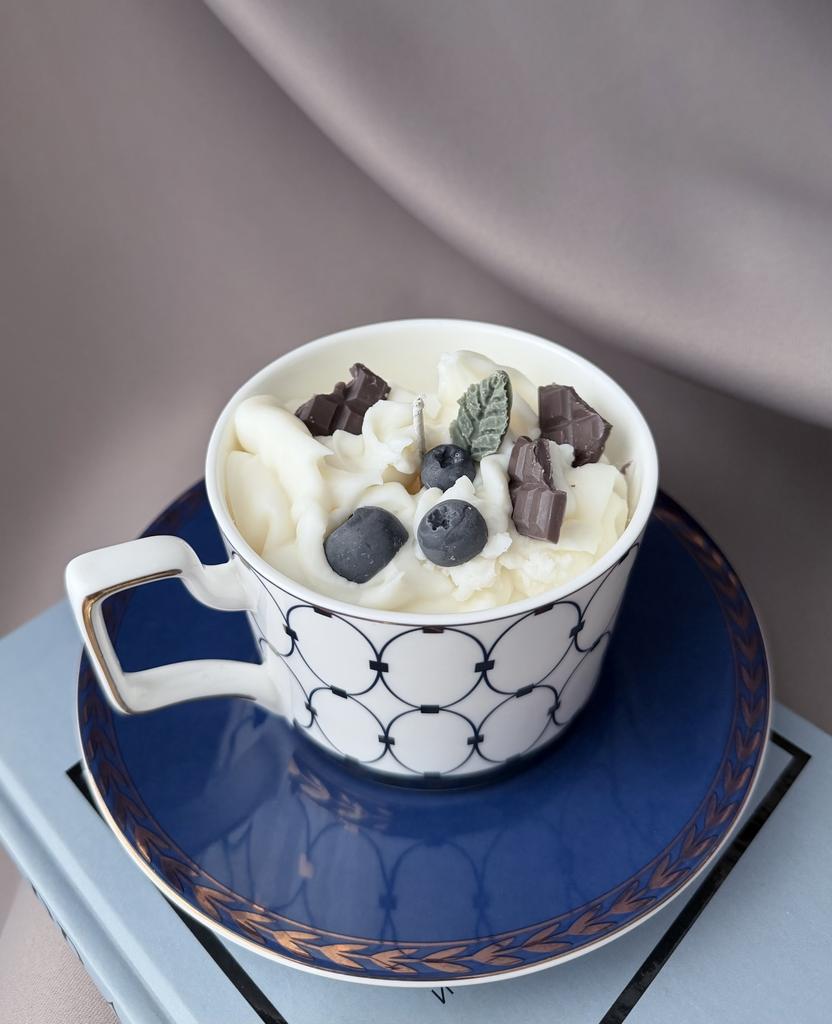 Свеча в чайной паре