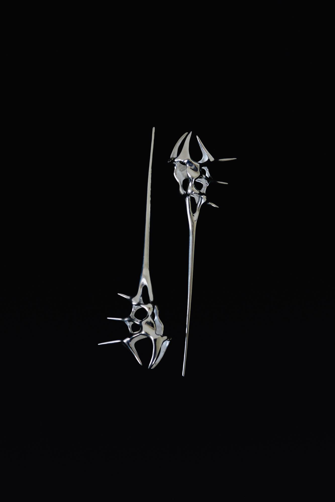 колкая заколка / город