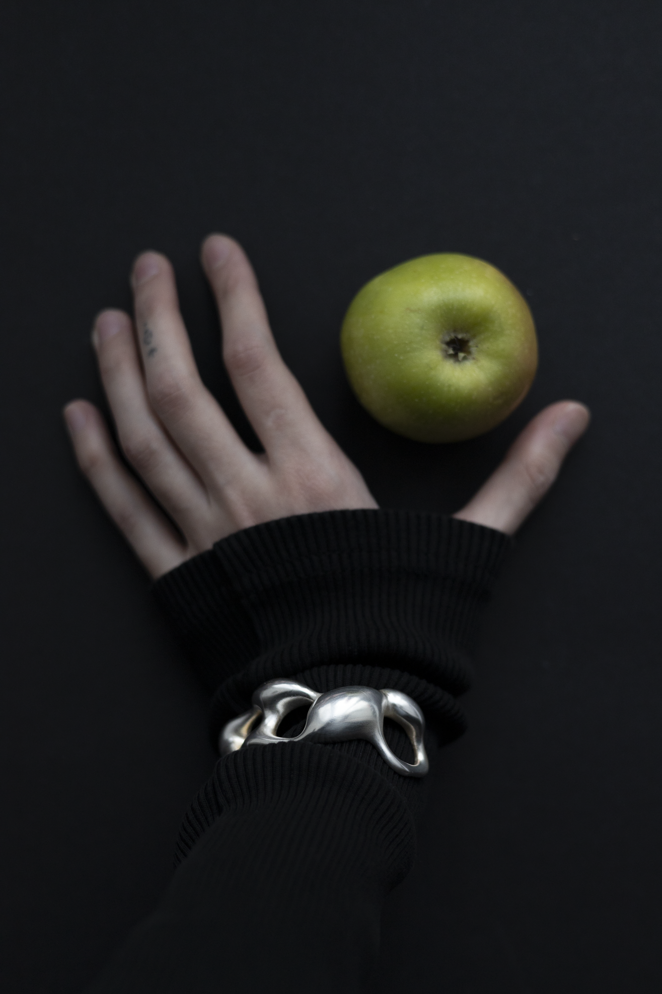 браслет / «течение»