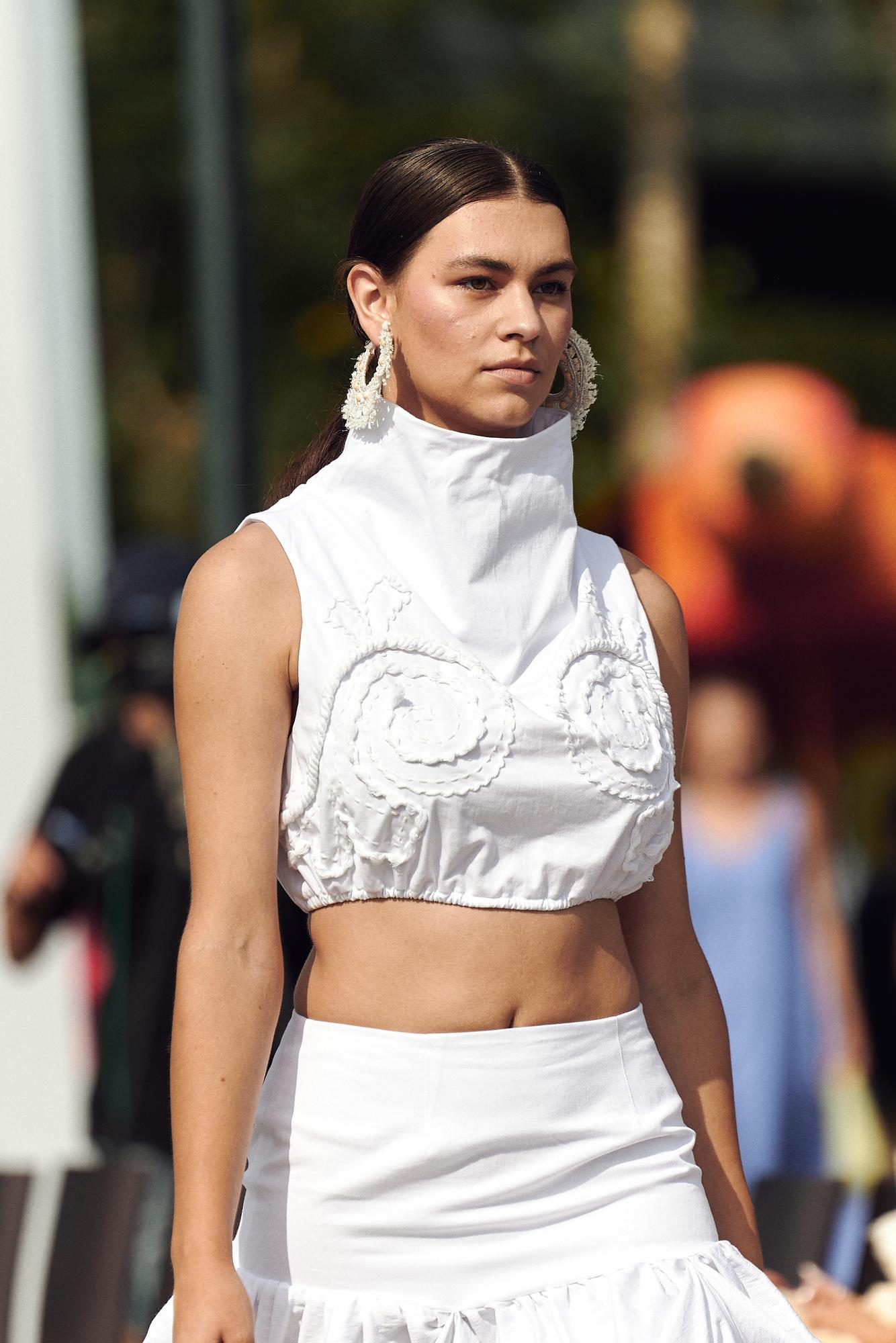 Белый костюм | URUN KUN 2024